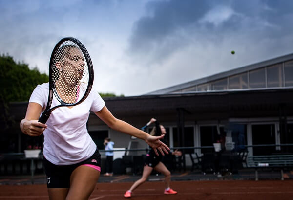 Tennisspielerinnen beim Training